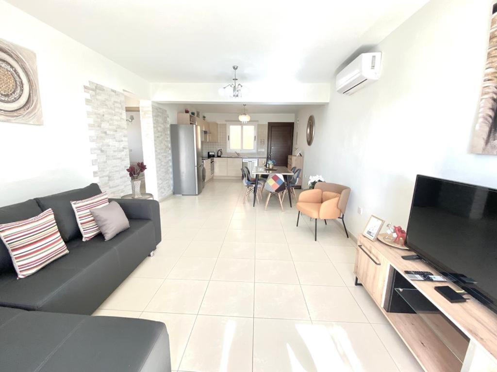 Nissi 3 View Holiday 2 Bedroom Apartment Αγία Νάπα Εξωτερικό φωτογραφία